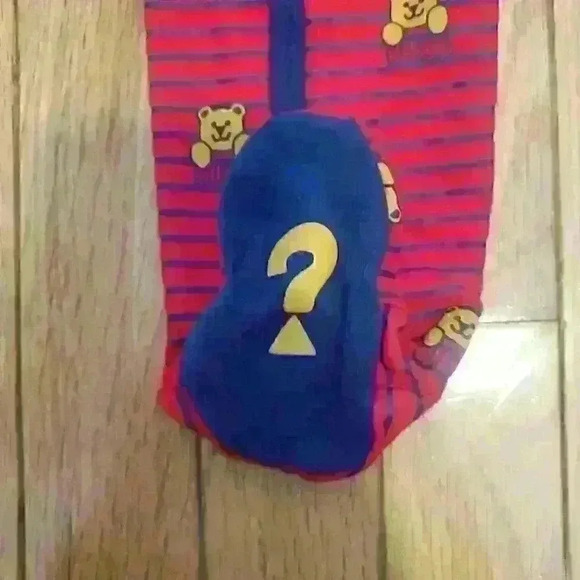 New Winnie the Pooh Guess Onesie 12 months - Picture 2 of 4